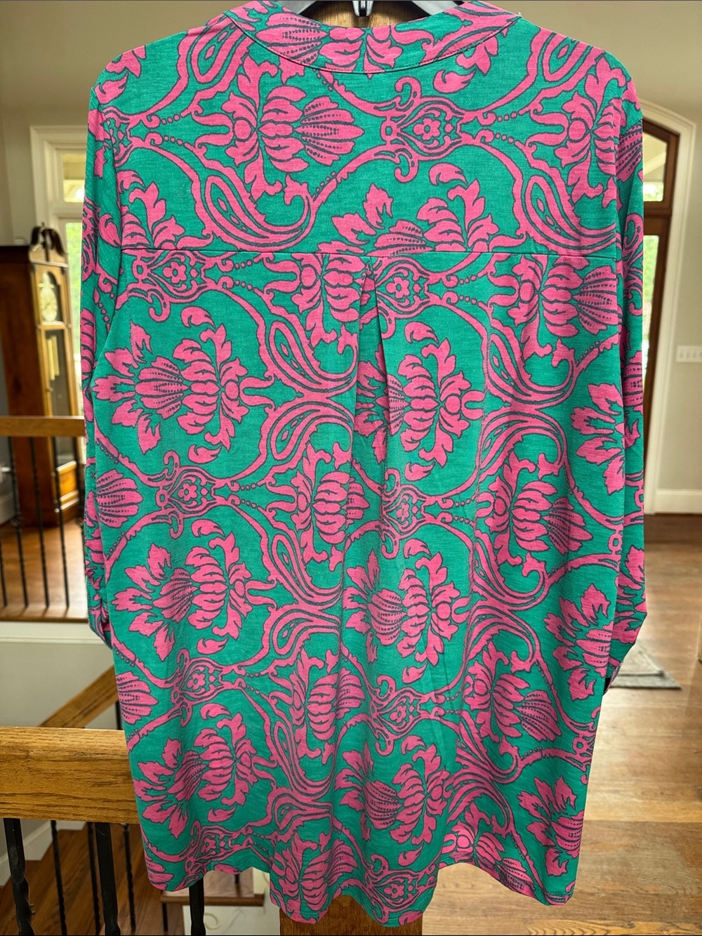 Dear Scarlett Vibrant Green & Pink Floral V-Neck Tunic Top - Picture 5 of 5